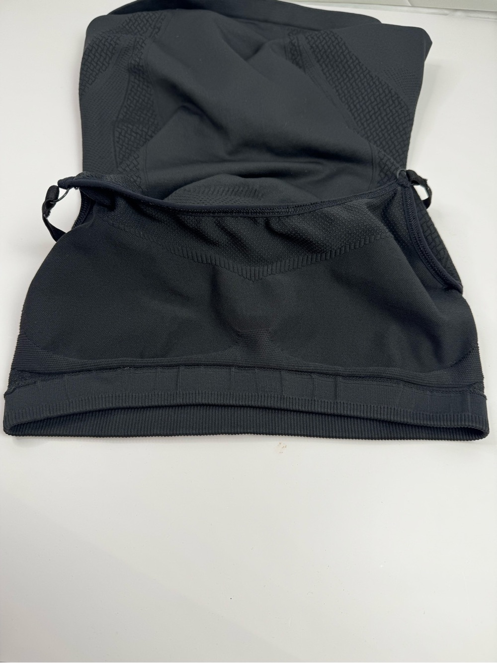 Nike Black Seamless Racerback Athletic Tank Top Built In Bra S/M - Picture 8 of 9